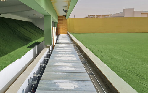 Automatic target stand roofs